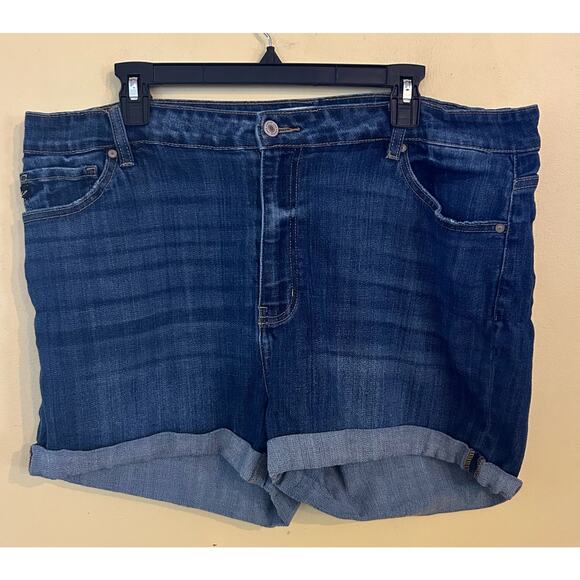 Kancan plus size high rise denim shorts size 3X - Picture 2 of 4